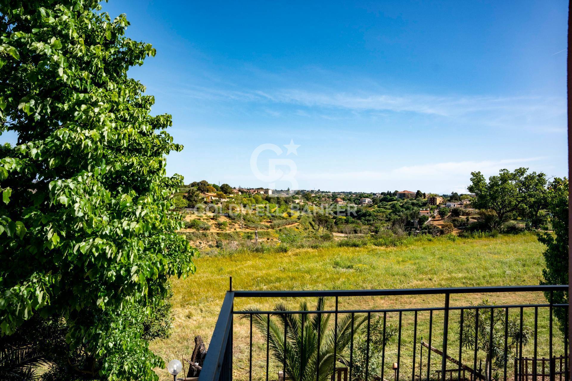 Appartamento contrada croce del vicario, panorama 2