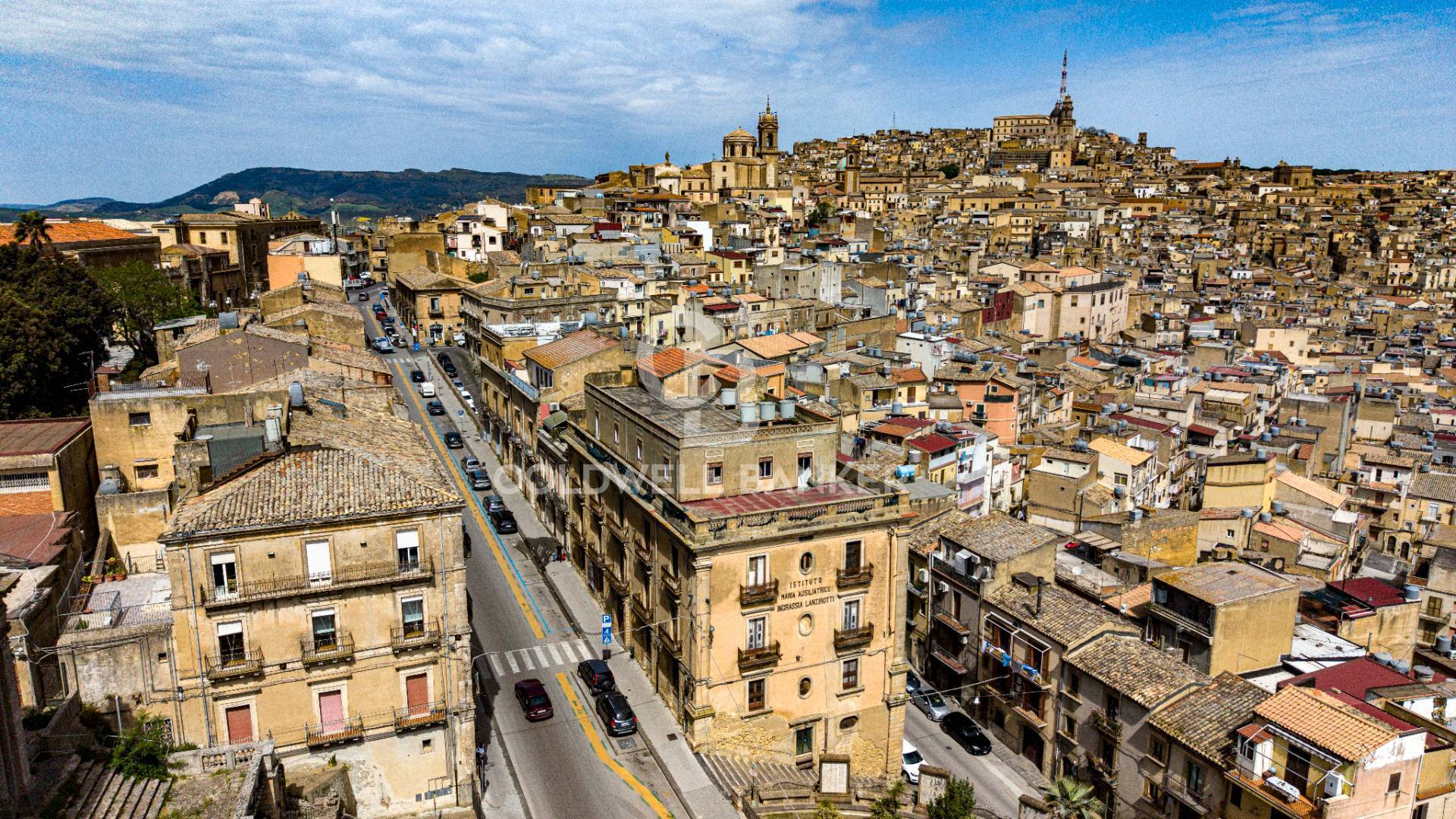Palazzo Lanzirotti- Caltagirone