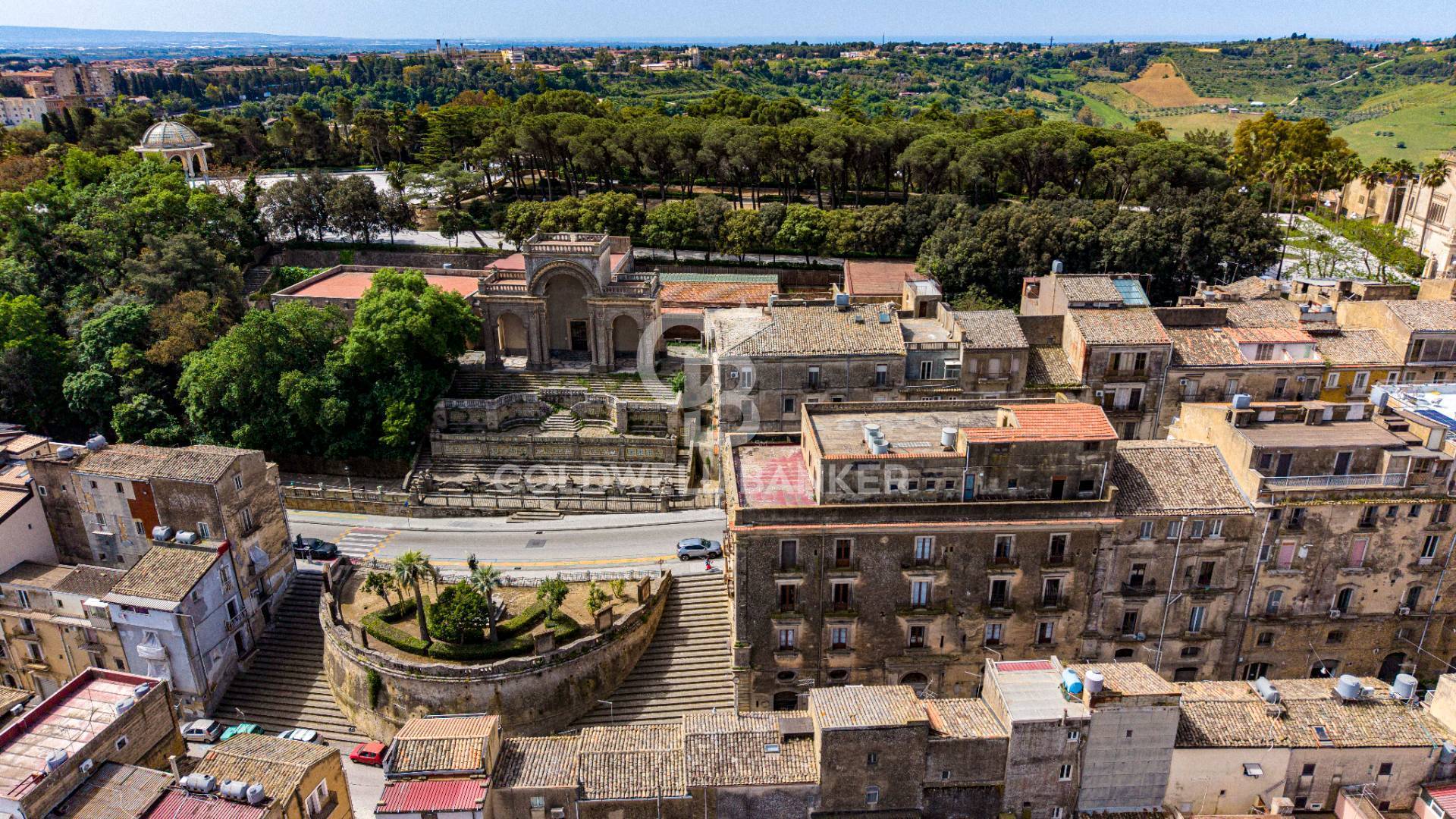 Palazzo Lanzirotti- Caltagirone. Panorama1