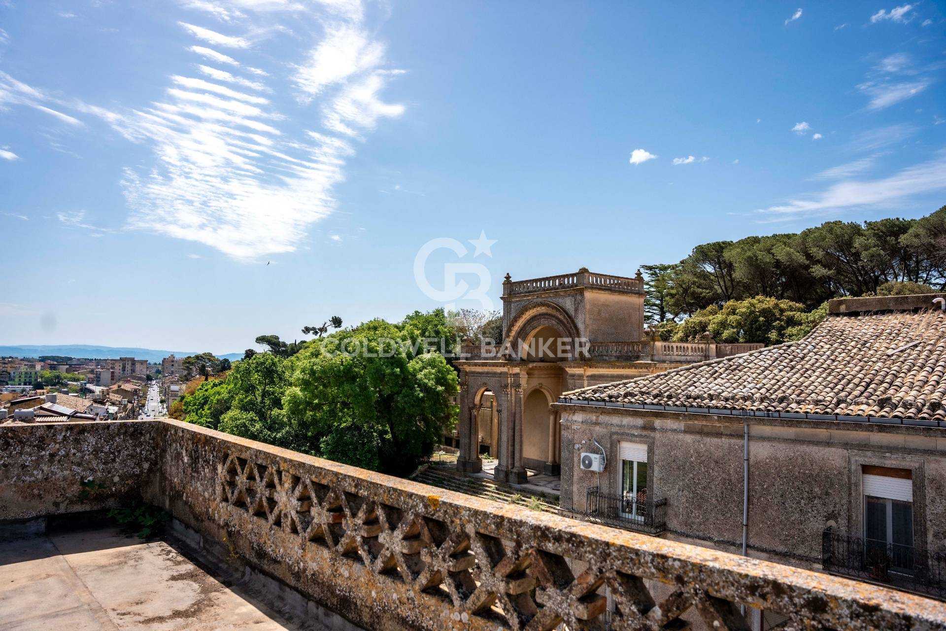 Palazzo Lanzirotti- Caltagirone-terrazza 2
