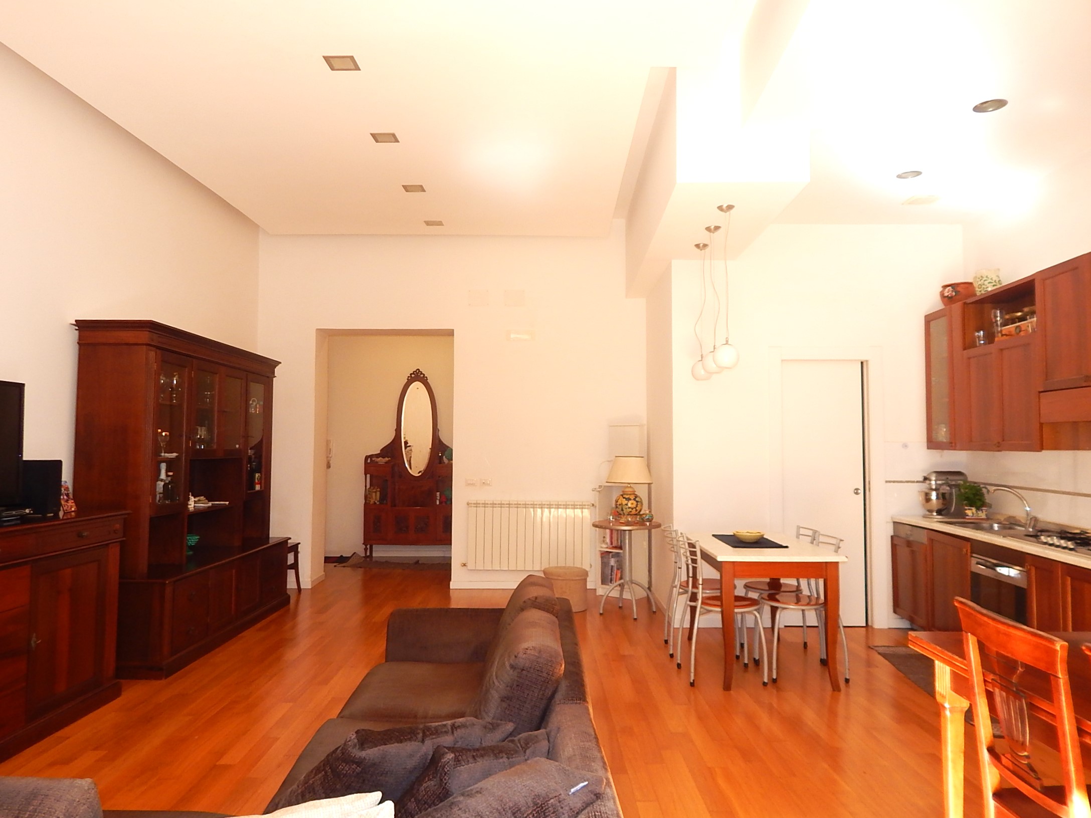 Appartamento in via vittorio emanuele Caltagirone, ingresso